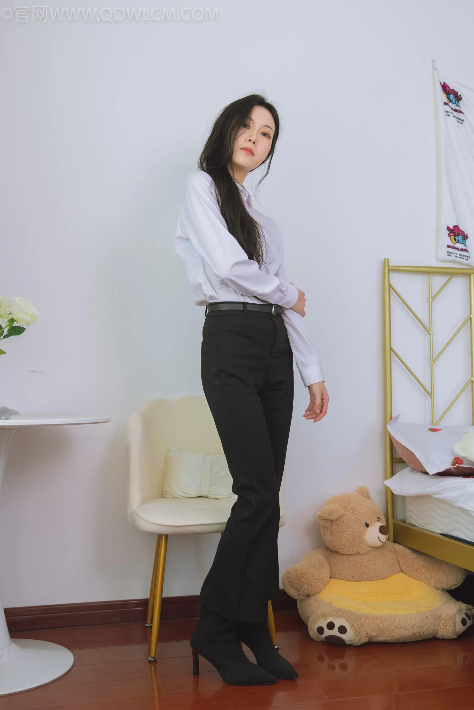 物恋传媒 NO.1503 康康-冷色月光 [151P]插图6